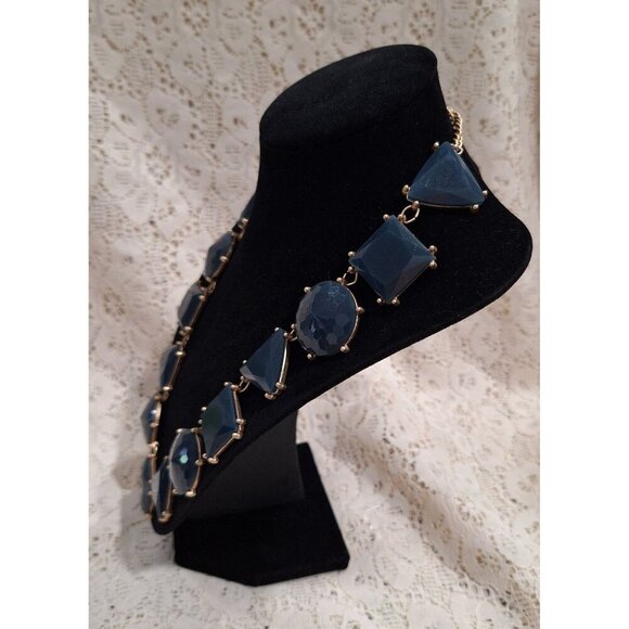 Vintage Blue Geometric Stone Statement Necklace With Gold-Tone Chain - Picture 3 of 4